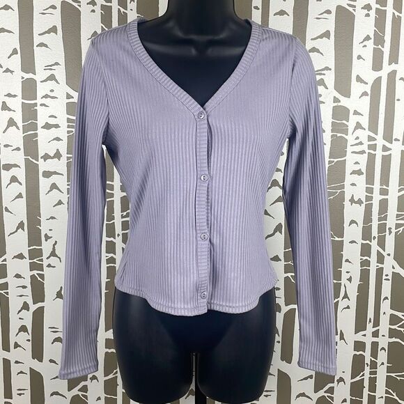 Ribbed Button Front Long Sleeve V-Neck Shirt M Lavender - Picture 1 of 6